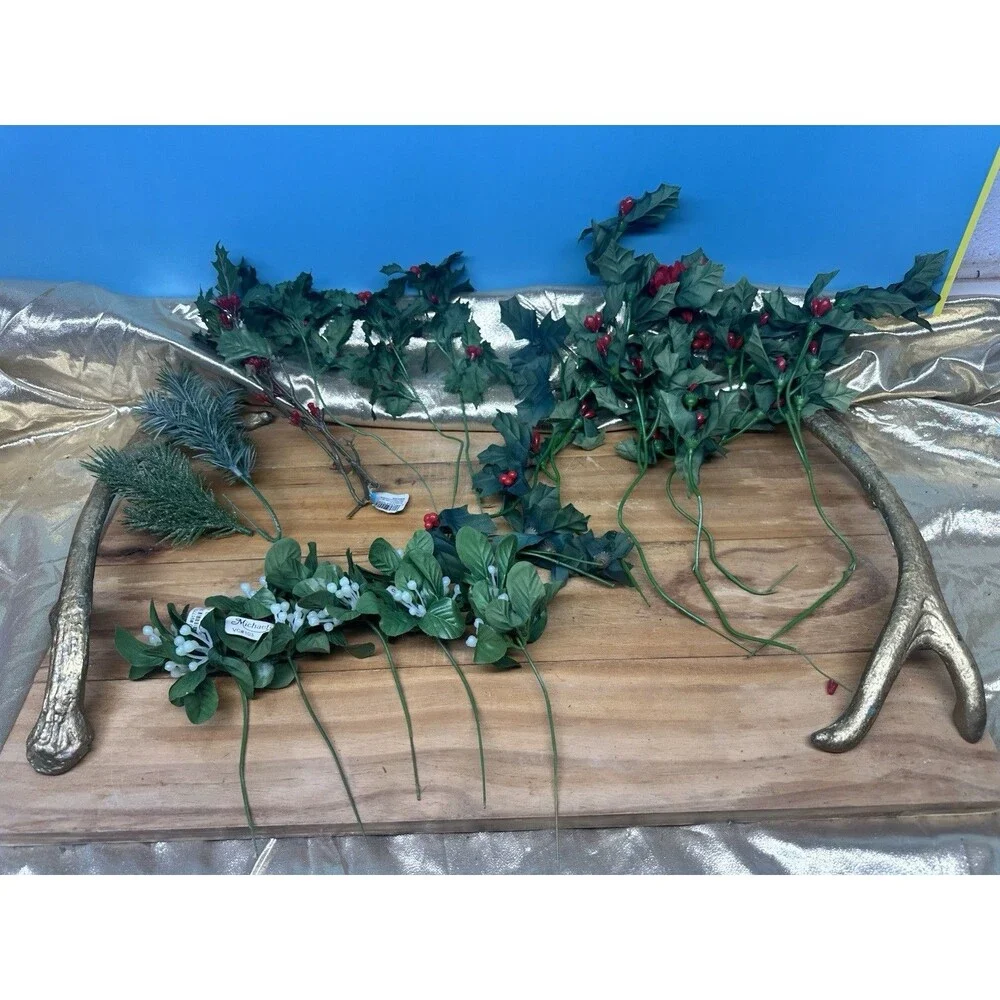 Vintage Plastic Holly & Berry Christmas Faux Greenery Mistletoe Lot 17 Pcs